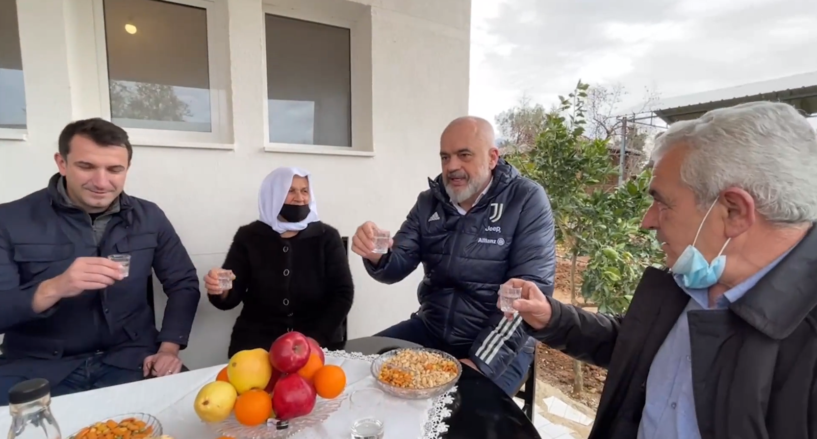 VIDEO/Rama: Ja pse e dua mandatin e tretë, jo po si Luli që sa të çohet, sa të veshë këpucët, të bëjë flokët me xhel…