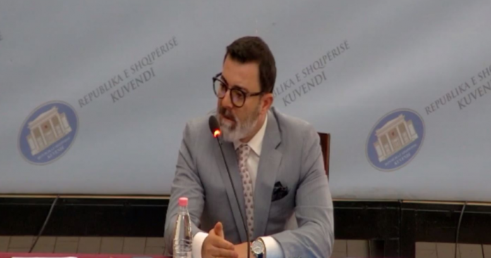 Shkarkimi i Metës/ Hyseni: Jemi gati ta dëgjojmë presidentin, mosnjohja e Kuvendit është problem