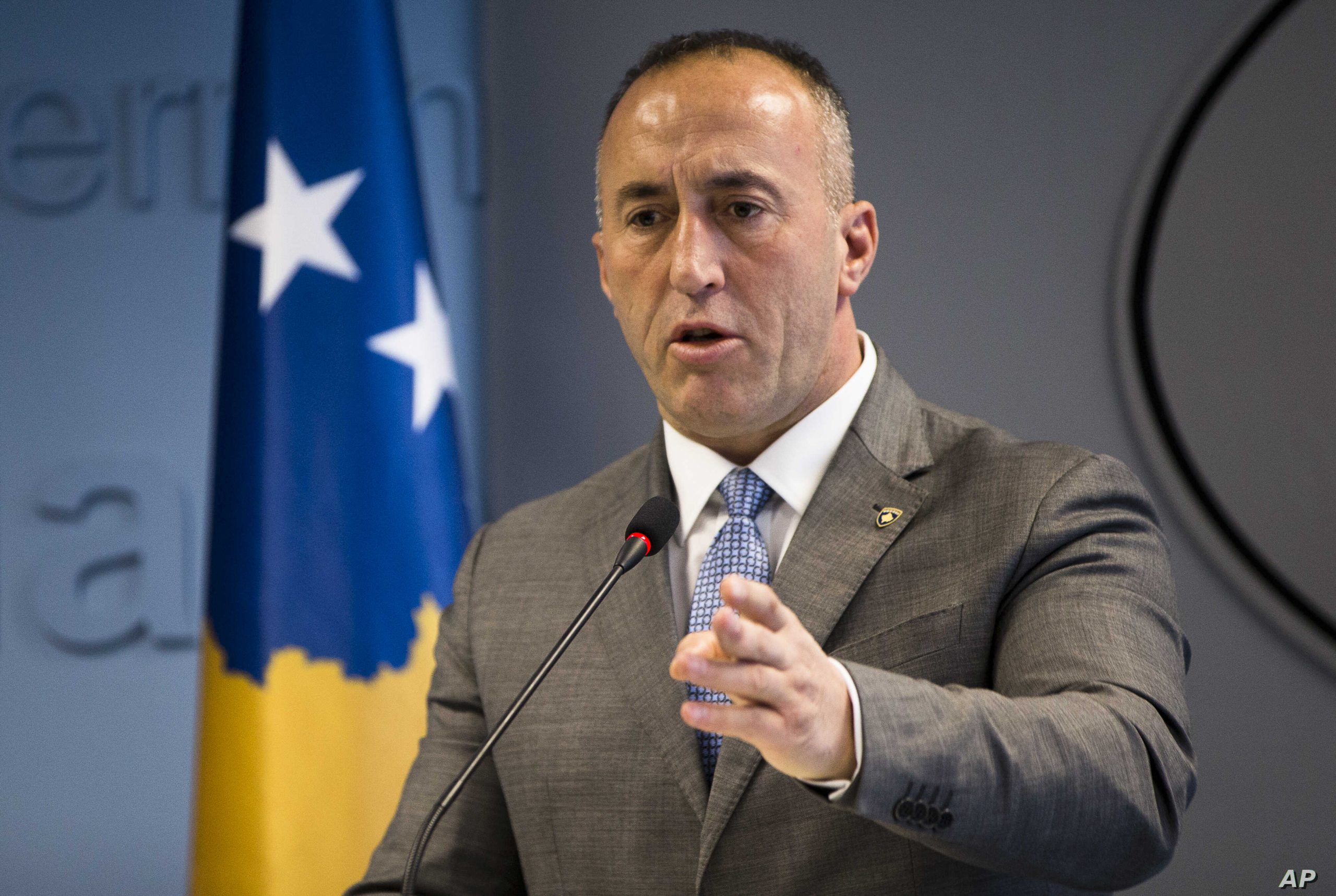 “Me mua s’guxonte njeri të bllokonte rrugët”/ Haradinaj: Kurti po rrezikon policët në veri