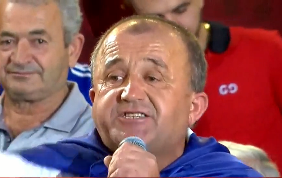 Nuk përmbahet shkodrani para Berishës: Kam qarë si fëmijë kur mora vesh se ike, të bëj be për fëmijët se jam i pari që vritem për ty