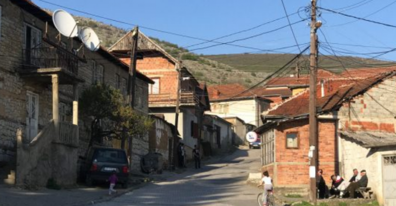 Krimi makabër trondit gjithë vendin/Vrau të vëllanë, pastaj e tërhoqi zvarrë dhe e dogji
