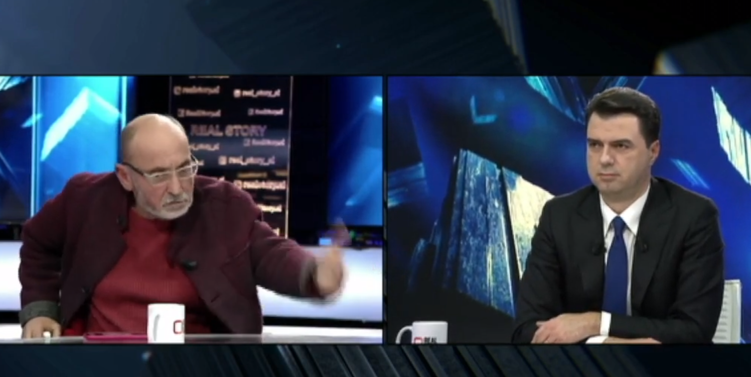 VIDEO/Lubonja kap mat Lulzim Bashën: A është i korruptuar Sali Berisha? Thuaje këtu në publik