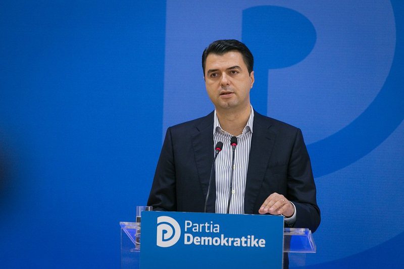 “Asnjëra nga këto nuk ka ndodhur”, deputeti i PD nxjerr “zbuluar” Lulzim Bashën