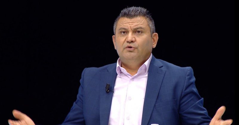 “Takimi i Bashës në Fier dhe i Berishës në Shkodër”, “shpërthen” Mentor Kikia: Na çatë tr*pin, shkoni votohuni dhe jepini fund kësaj histerie