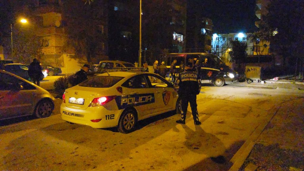 Gjendet një person i pajetë në Vlorë, dyshimet e para të policisë