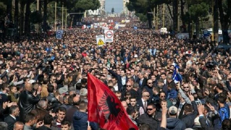Nesër njoftohet protestë, ja çfarë do të ndodhë në 09:30 para Kuvendit