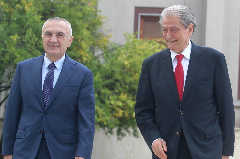 “Lidhja e Berishës me Metën është shumë e vjetër”, Fatos Klosi zbulon të fshehtën, ndërhyn edhe Idajet Beqiri dhe plas ‘bombën’: Pse nuk e thua troç, thuaje që…