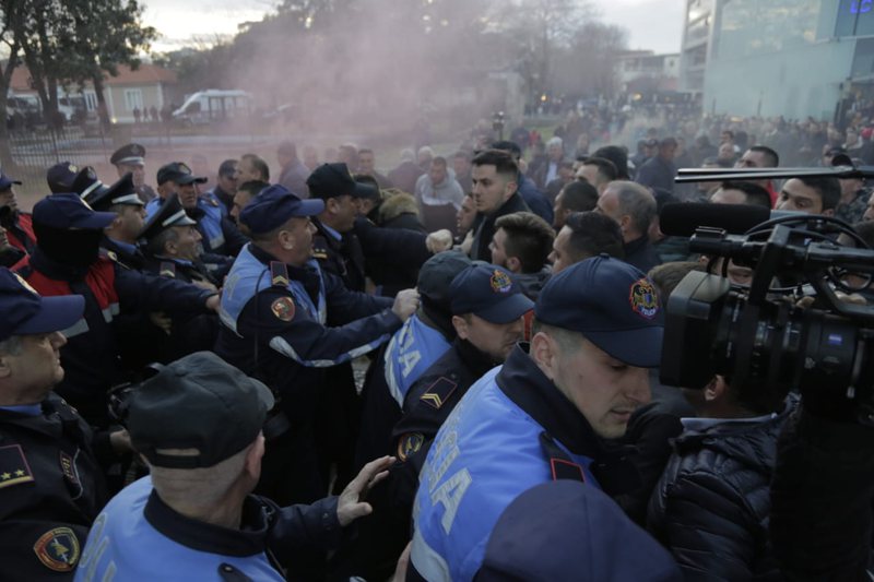 Nesër protestë në Tiranë, ja çfarë do të ndodhë në orën 9:00 para Parlamentit
