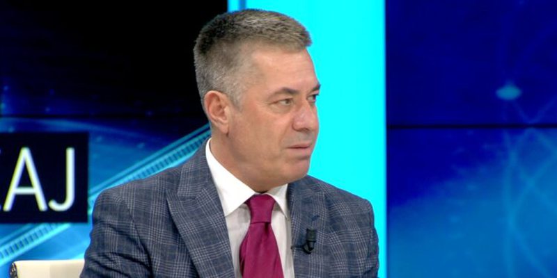 E zbulon Lorenc Vangjeli: Këta dy politikanë u mërzitën shumë për dorëheqjen e Lulzim Bashës, ja pse