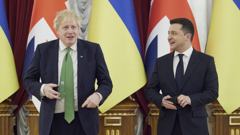 Pushtimi në Ukrainë/ Pas Macron, Zelensky telefonon Johnson, zbardhet biseda