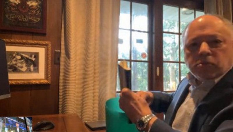 VIDEO/”Thjesht mbeturinë”, Gary Kokalari gris librin e gazetarit amerikan për Sorosin: Vendin e ka në koshin e plehrave bashkë me Berishën