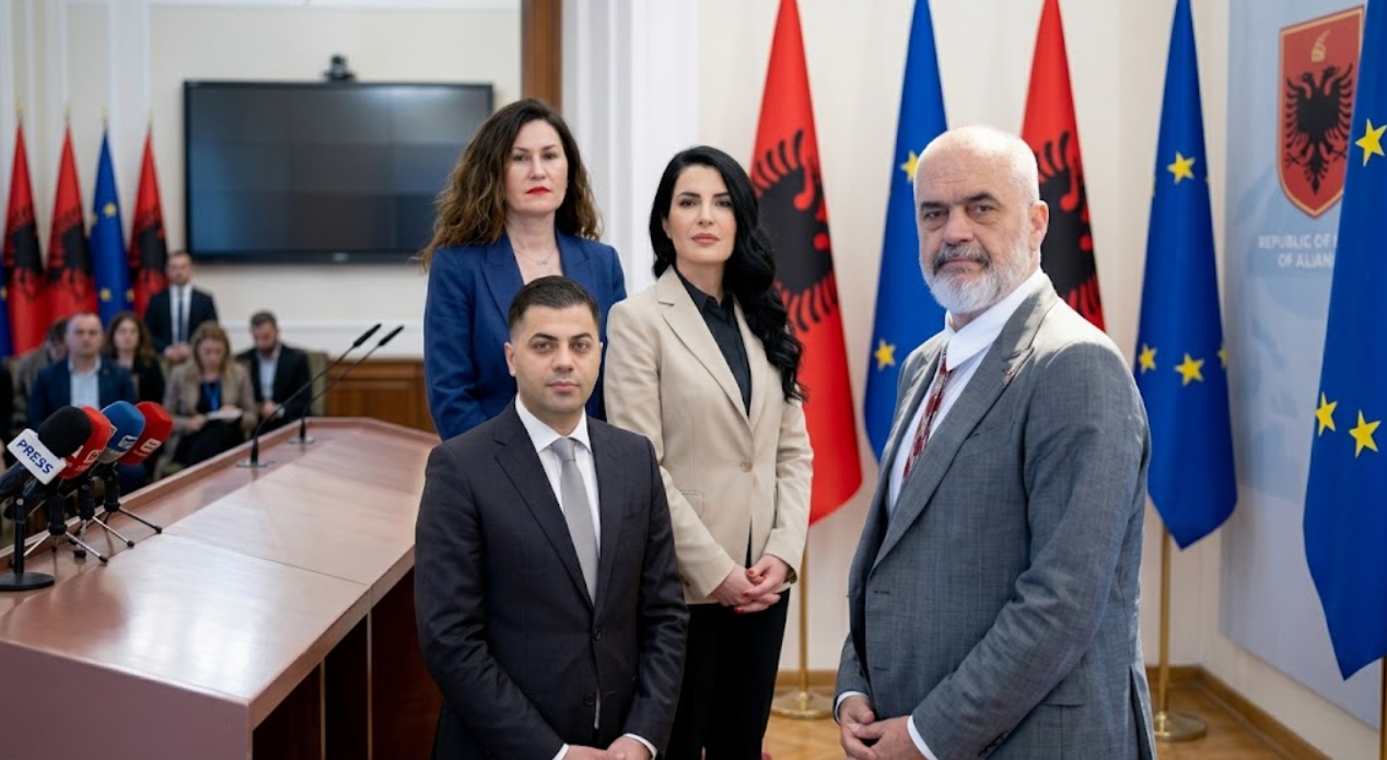 Belinda, Ergysi, Vlora Hyseni e të tjerë në radhë kanë vetëm një emër: – Edi Rama!